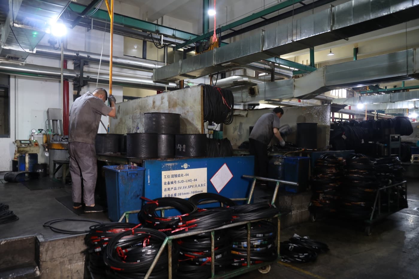 INJ vulcanization station